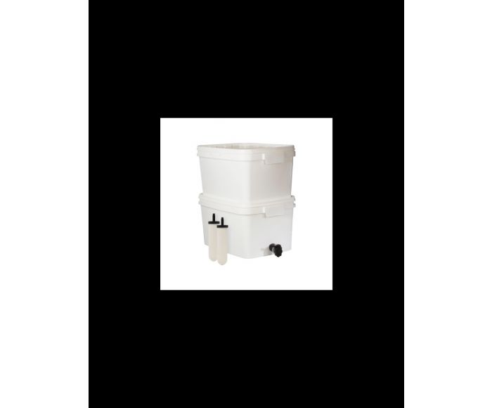 British Berkefeld HFK Filtre à Eau main product photo
